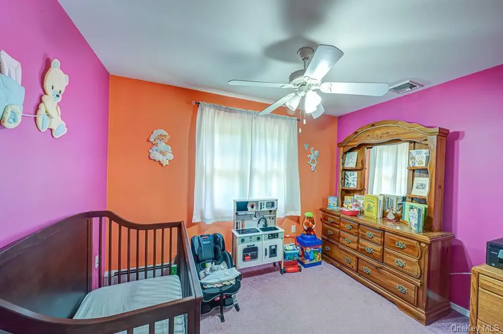 29 Bailey Avenue Babylon NY 11702