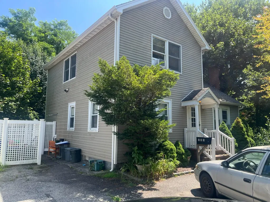 123 Jefferson Drive Mastic Beach NY 11951