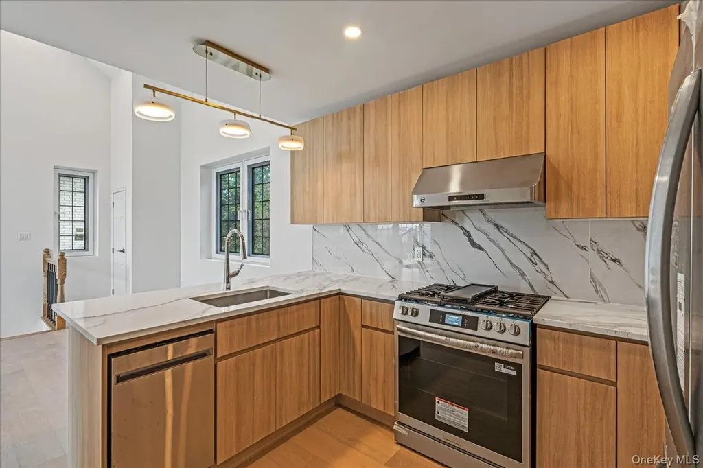 150-21 Hawtree Street Ozone Park NY 11417