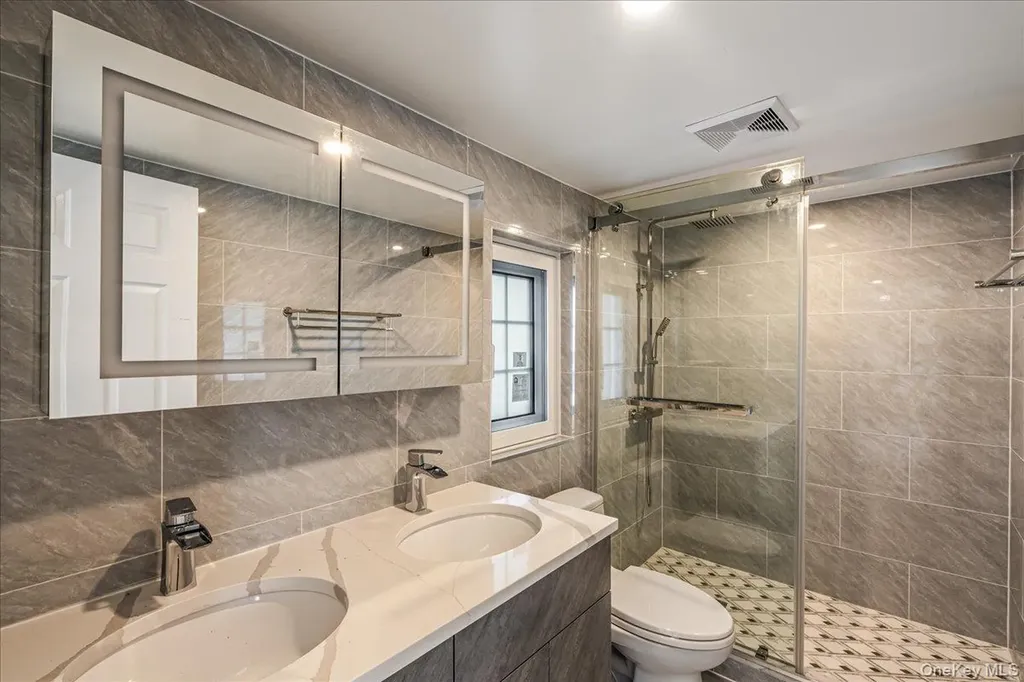 150-21 Hawtree Street Ozone Park NY 11417