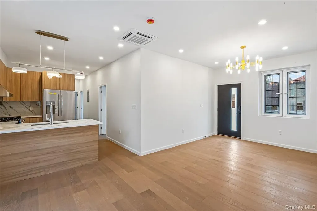 150-21 Hawtree Street Ozone Park NY 11417