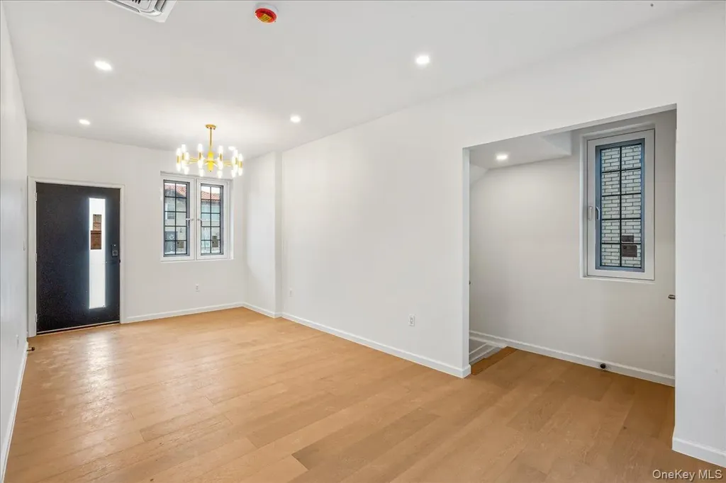 150-21 Hawtree Street Ozone Park NY 11417