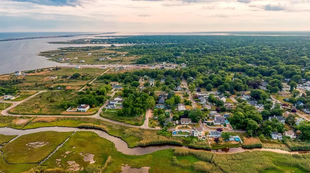 63 Washington Avenue Mastic Beach NY 11951