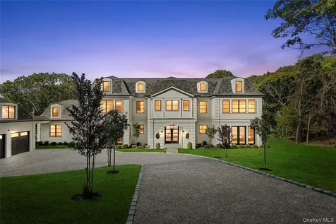 3360 Wunneweta Road Cutchogue NY 11935