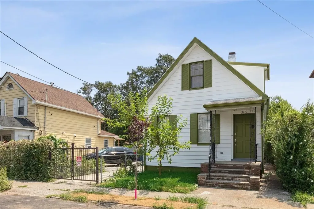 315 Oder Avenue Staten Island NY 10304