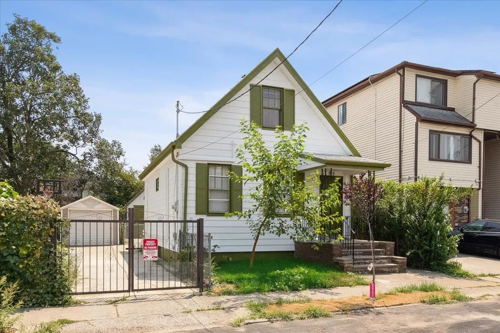 315 Oder Avenue Staten Island NY 10304