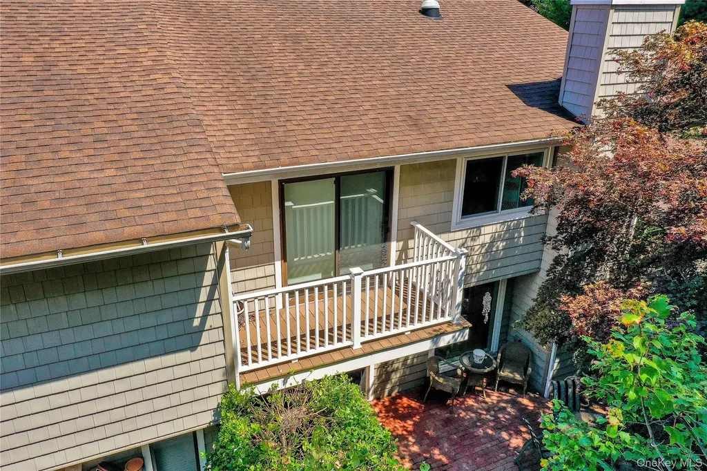 52 Boathouse Lane Bay Shore NY 11706