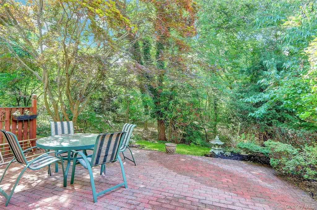 52 Boathouse Lane Bay Shore NY 11706
