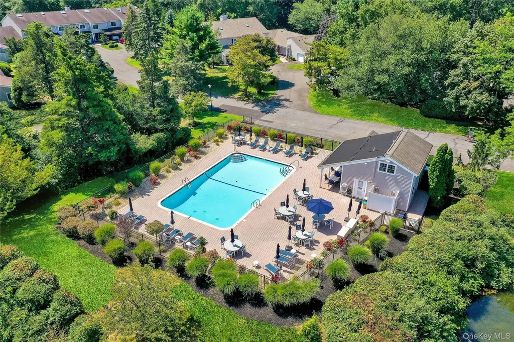52 Boathouse Lane Bay Shore NY 11706
