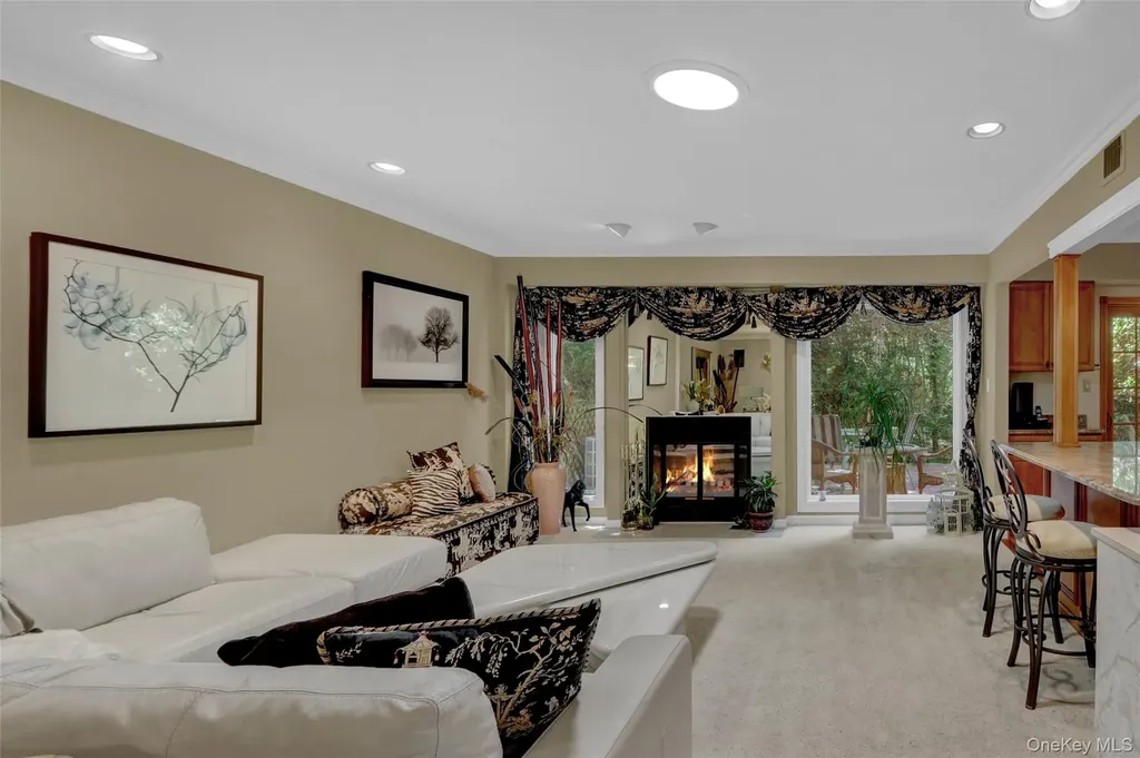 52 Boathouse Lane Bay Shore NY 11706