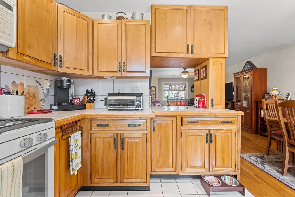 2940 Dudley Avenue Bronx NY 10461