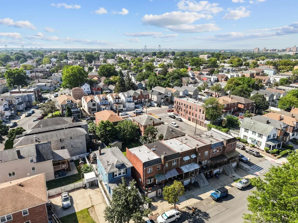 2940 Dudley Avenue Bronx NY 10461