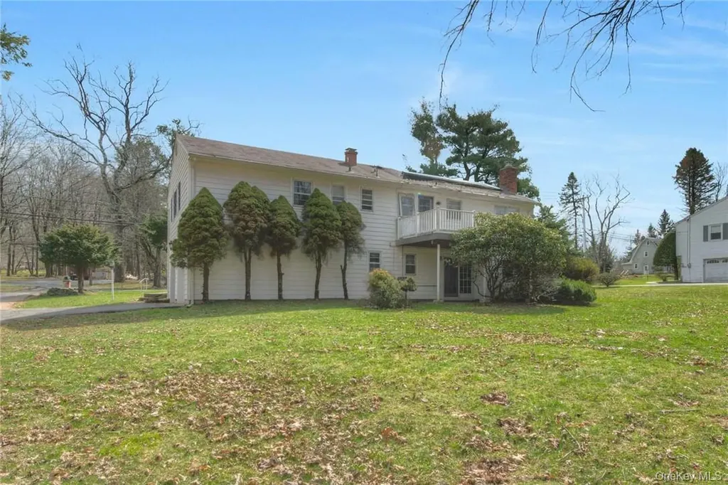 25 Cragmere Road Airmont NY 10901