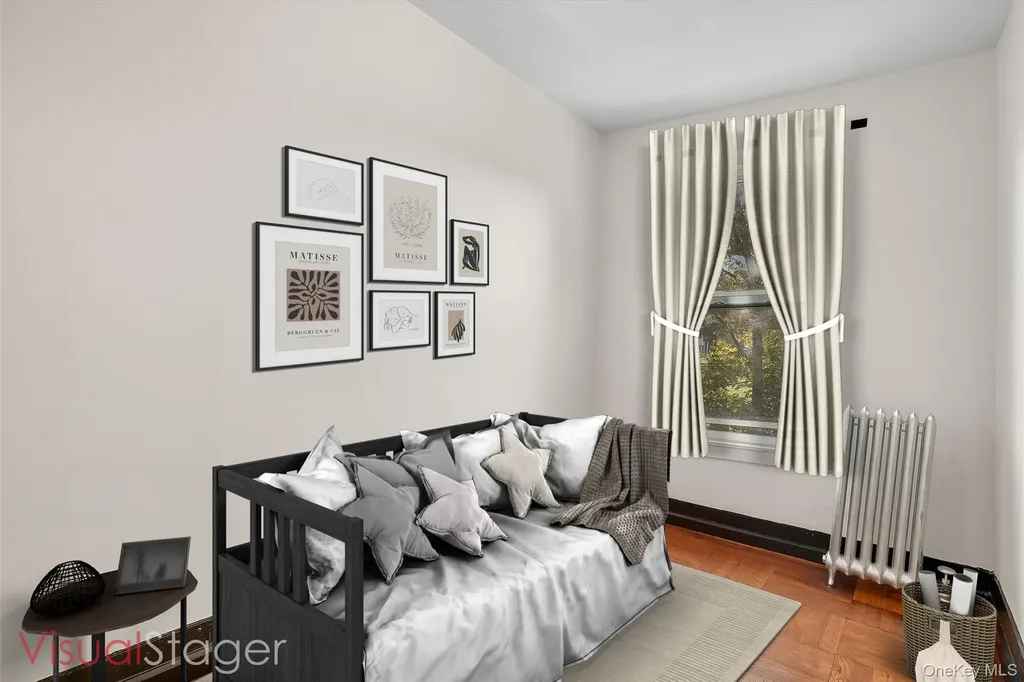 1036 Metcalf Avenue Bronx NY 10472