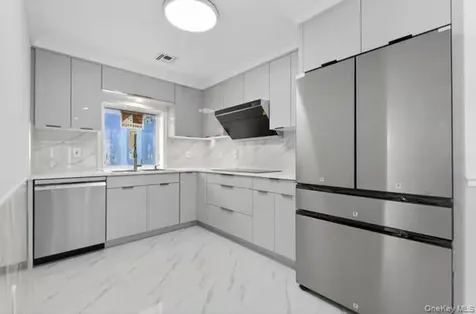 6973 229th Street Oakland Gardens NY 11364