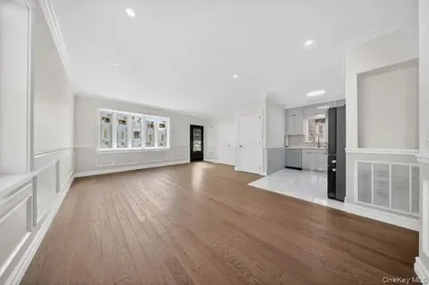 6973 229th Street Oakland Gardens NY 11364