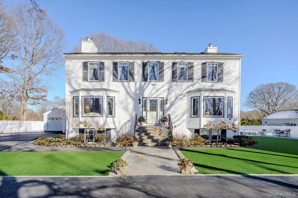 202 Stanley Drive Centereach NY 11720