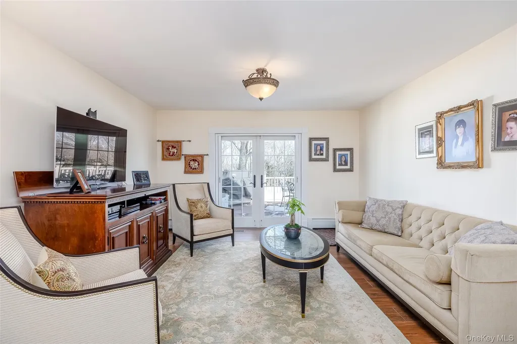 202 Stanley Drive Centereach NY 11720