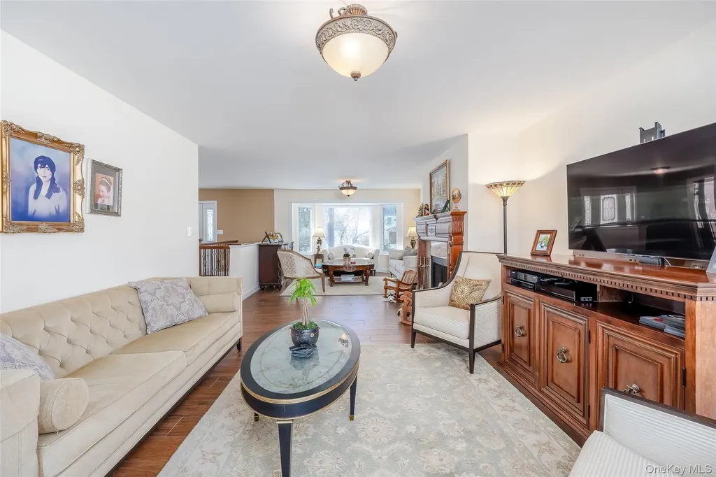 202 Stanley Drive Centereach NY 11720