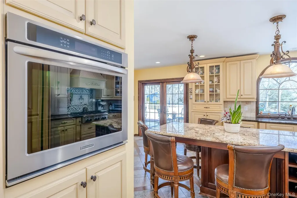 202 Stanley Drive Centereach NY 11720