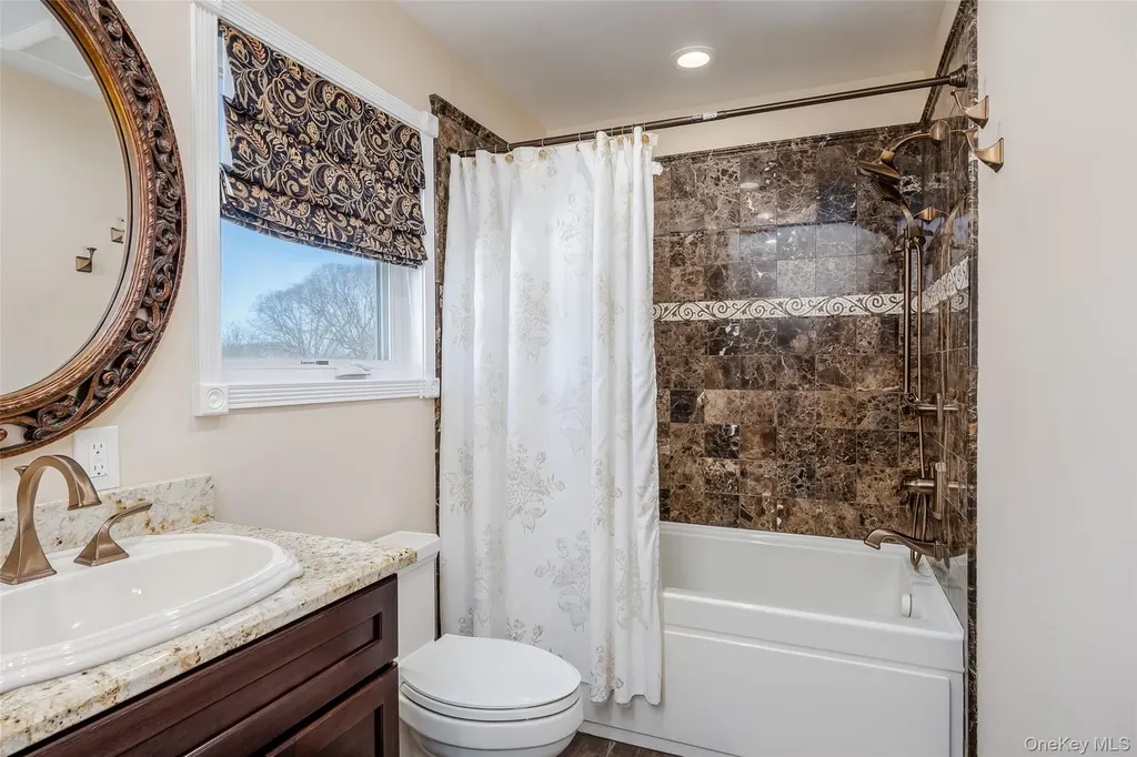 202 Stanley Drive Centereach NY 11720