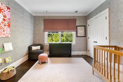217 Rock Creek Lane Scarsdale NY 10583