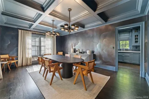 217 Rock Creek Lane Scarsdale NY 10583