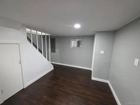 2711 W Alder Road Bellmore NY 11710