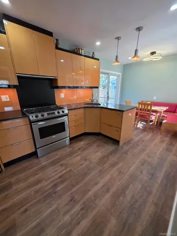 2711 W Alder Road Bellmore NY 11710