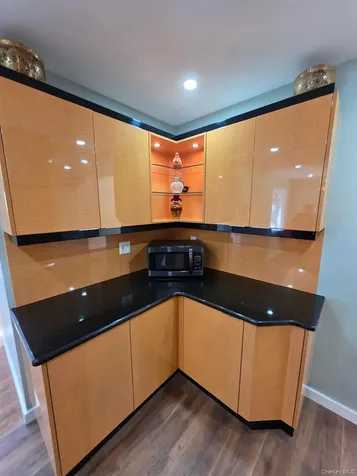 2711 W Alder Road Bellmore NY 11710