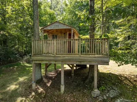 213 Baldwin Road Bedford Corners NY 10549