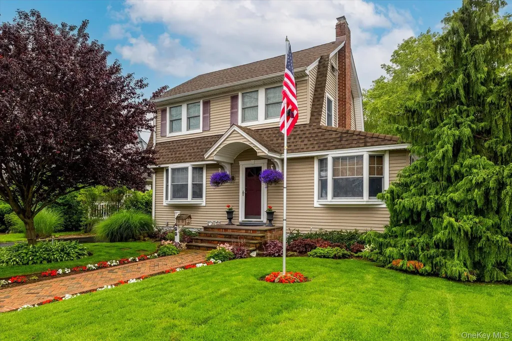 499 Windsor Place Oceanside NY 11572