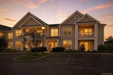 1913 Saratoga Lane Fishkill NY 12524