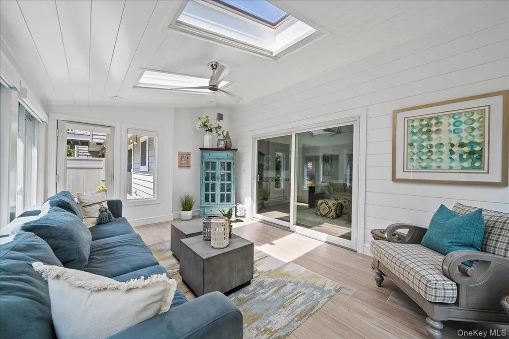 161 Boathouse Lane Bay Shore NY 11706