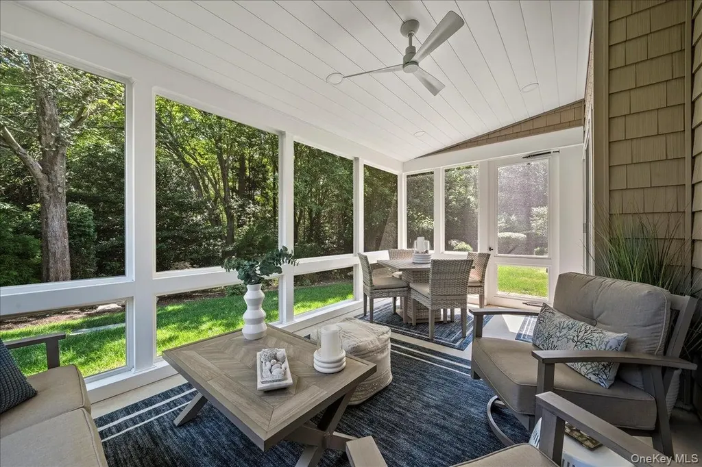 161 Boathouse Lane Bay Shore NY 11706