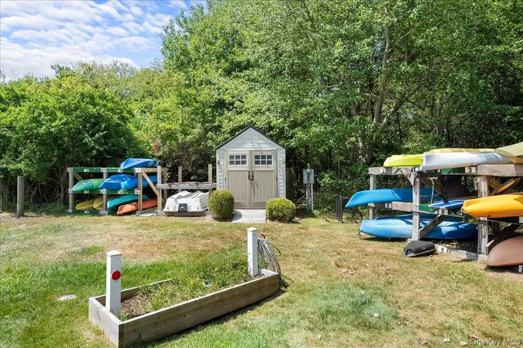 161 Boathouse Lane Bay Shore NY 11706