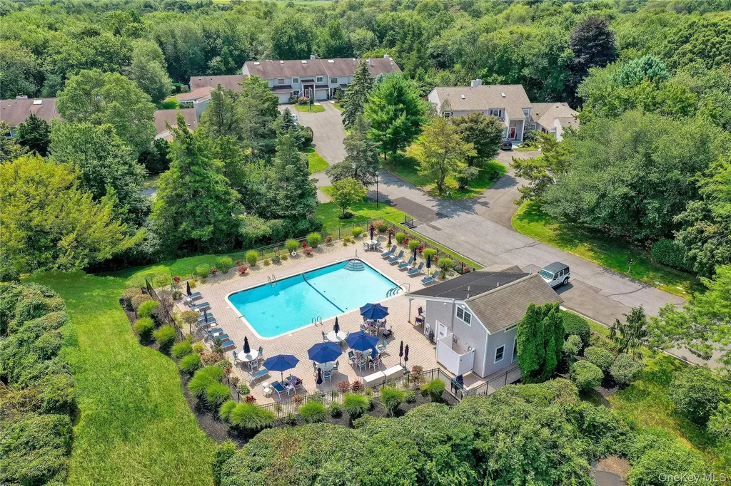 161 Boathouse Lane Bay Shore NY 11706
