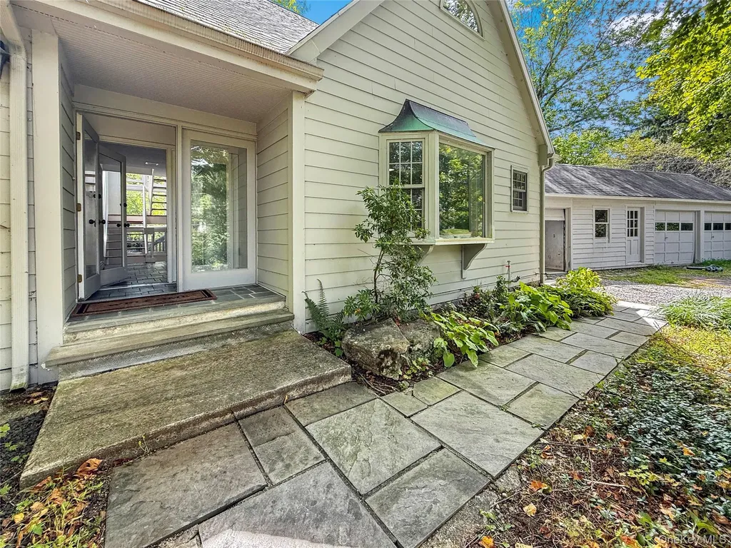 44 Travis Corners Road Garrison NY 10524