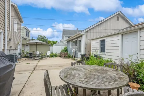 347 Bayville Avenue Bayville NY 11709