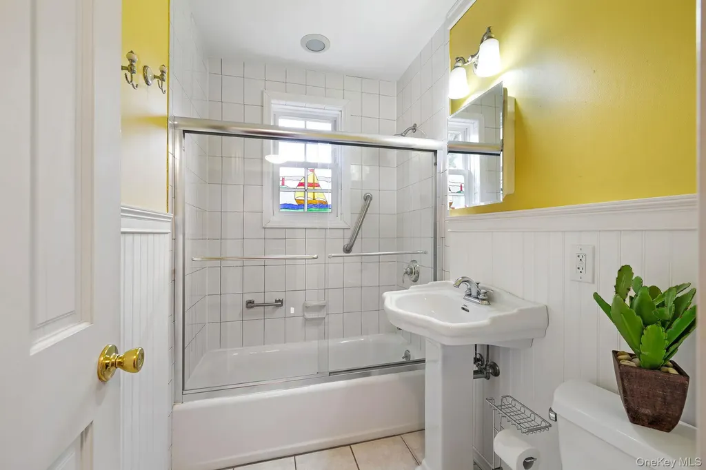 109 Pine Drive New Windsor NY 12553