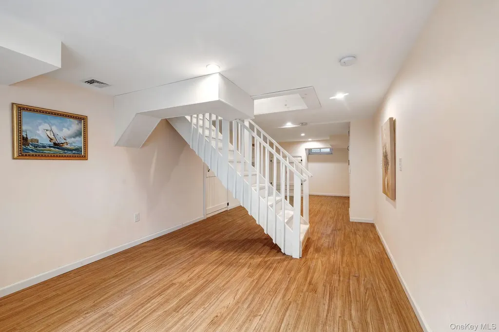 109 Pine Drive New Windsor NY 12553