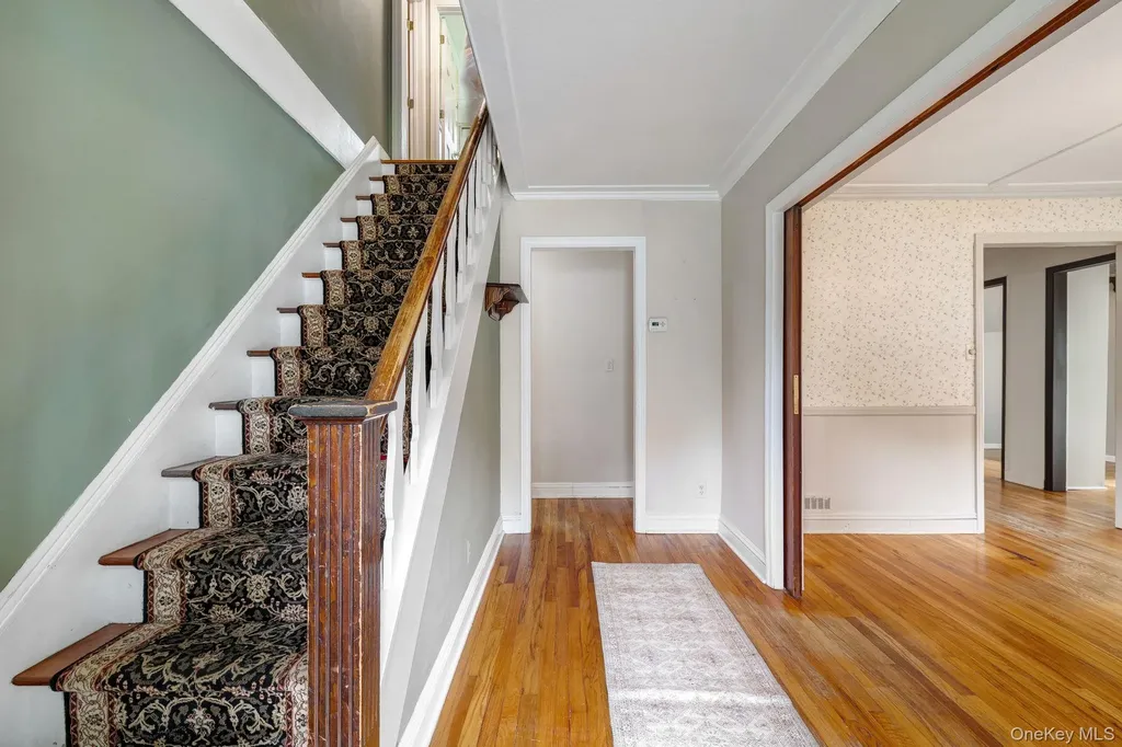 109 Pine Drive New Windsor NY 12553