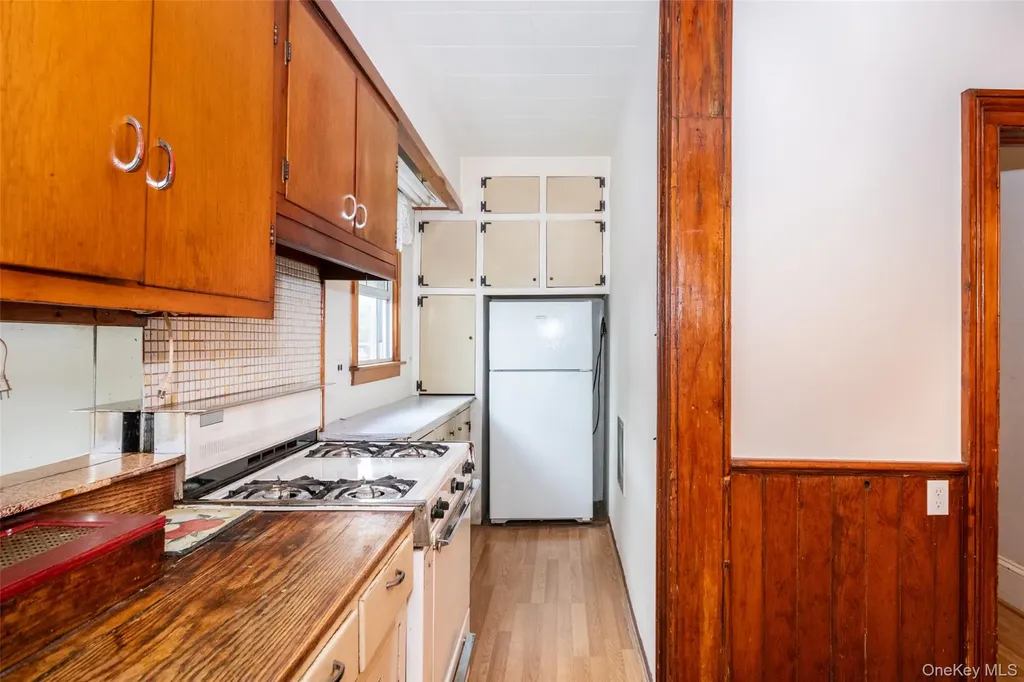 157 Schofield Street Bronx NY 10464