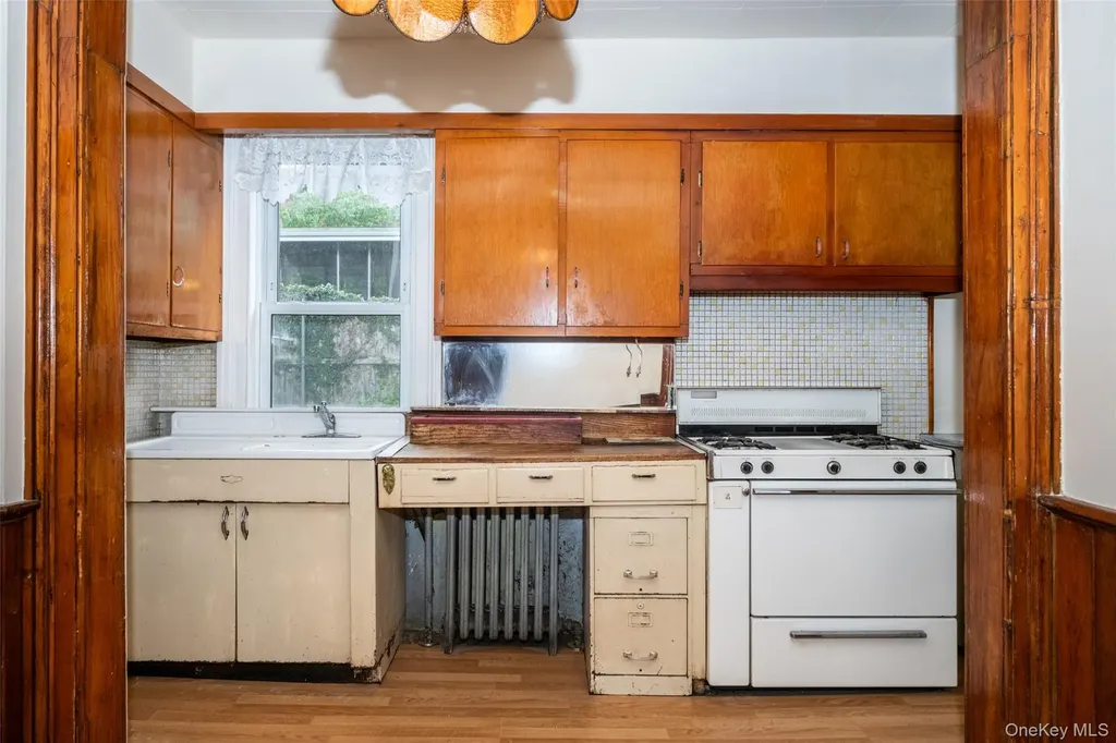 157 Schofield Street Bronx NY 10464