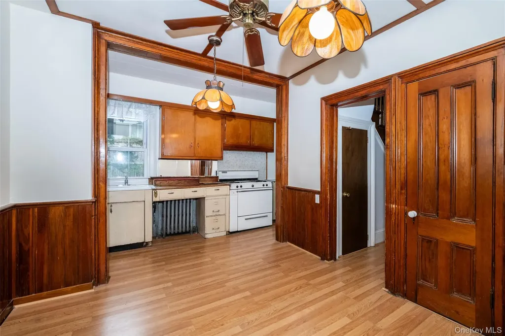 157 Schofield Street Bronx NY 10464