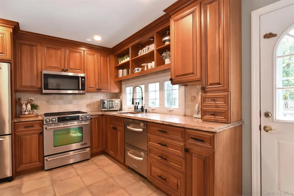 15 Bristol Place Yonkers NY 10710