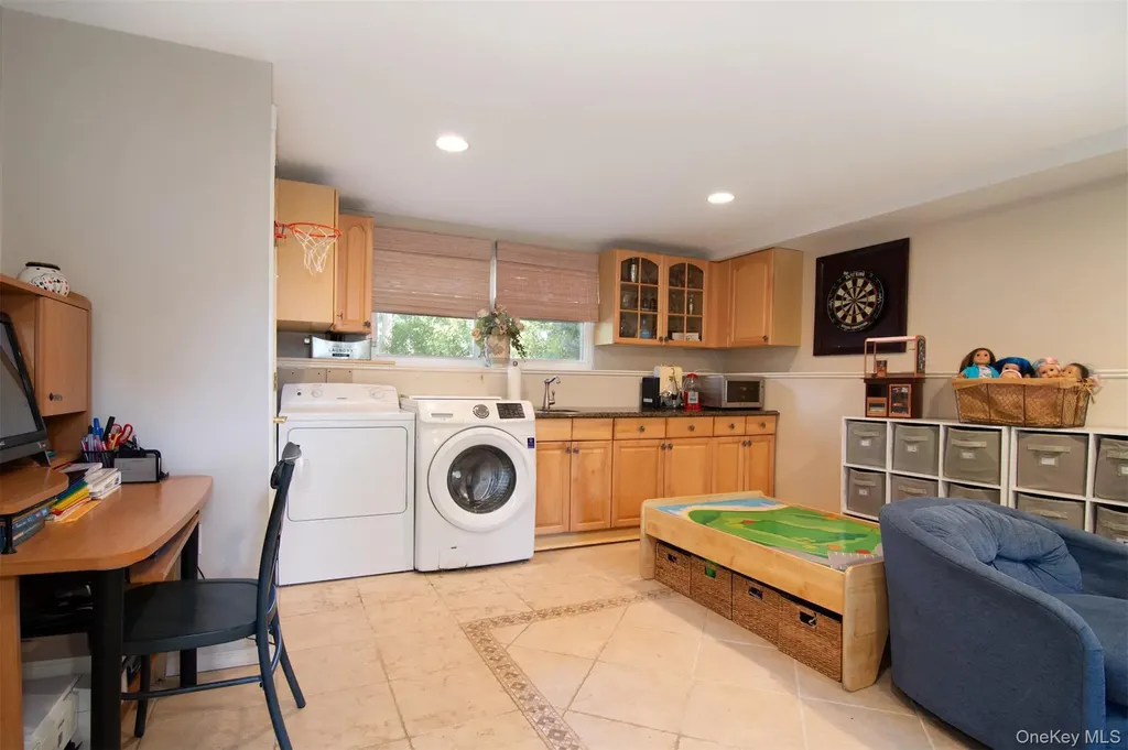 15 Bristol Place Yonkers NY 10710