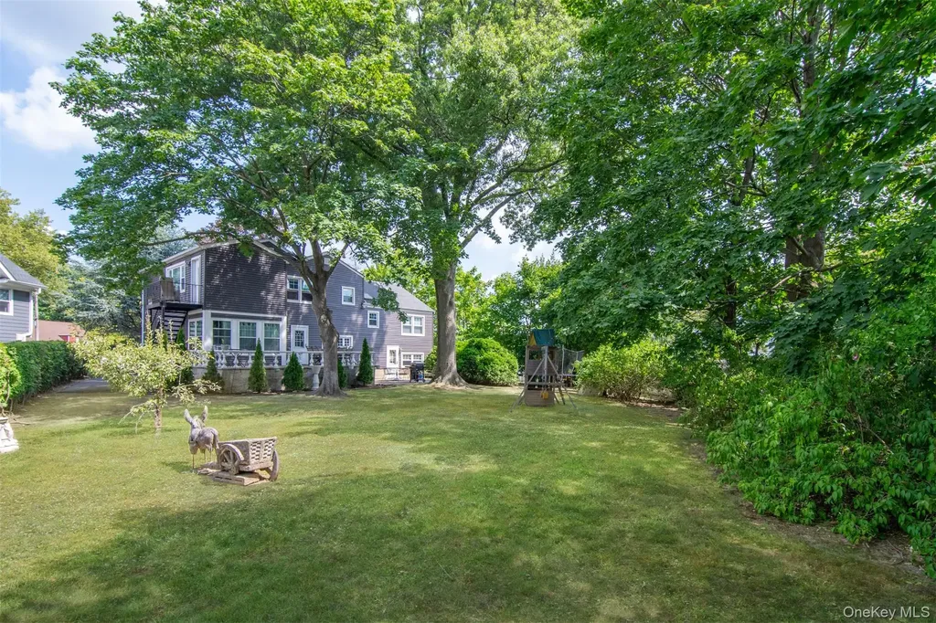 15 Bristol Place Yonkers NY 10710