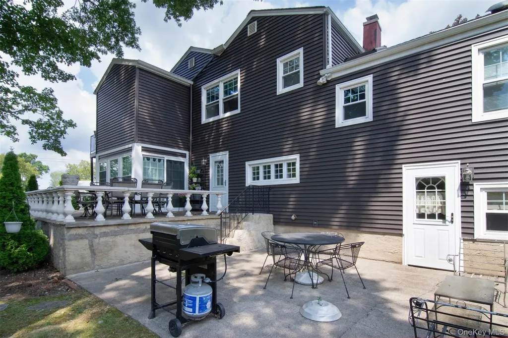 15 Bristol Place Yonkers NY 10710