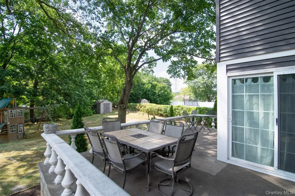 15 Bristol Place Yonkers NY 10710